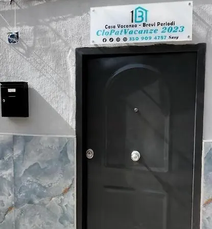 Clopat Vacanze2023 Pensión Nápoles